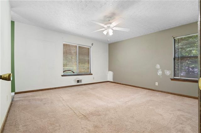 2656 Royal Oak Court, Acworth, GA 30102