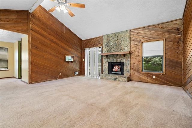2656 Royal Oak Court, Acworth, GA 30102