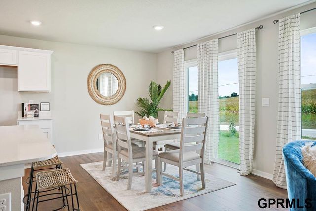 12702 S 206th Street, Gretna, NE 68028