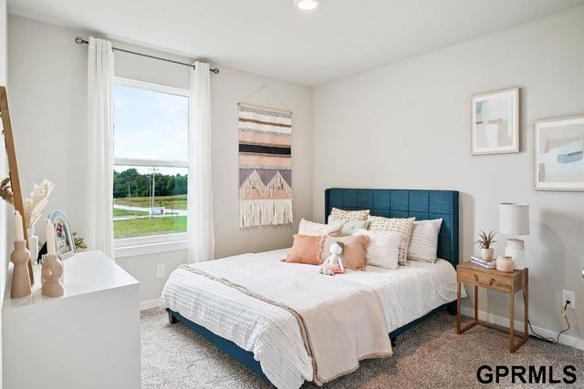 12702 S 206th Street, Gretna, NE 68028