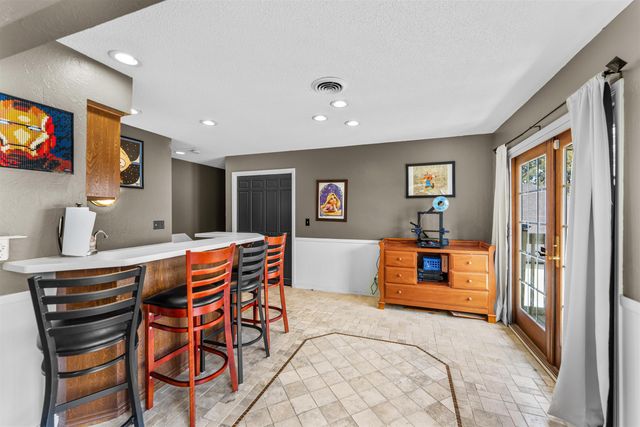 1436 N High Dr, Mcpherson, KS 67460