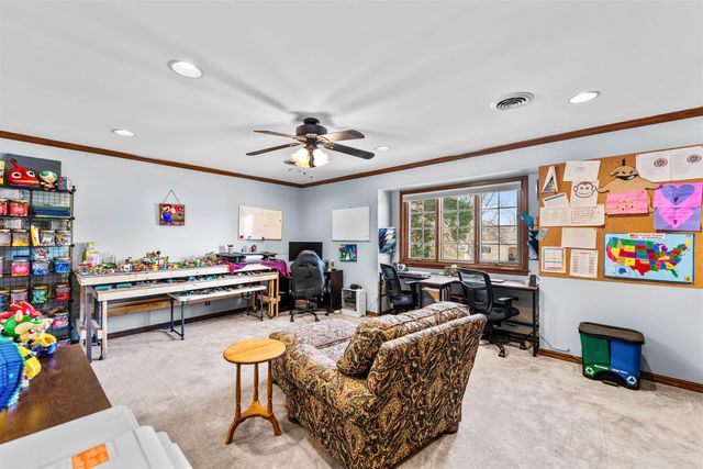 1436 N High Dr, Mcpherson, KS 67460