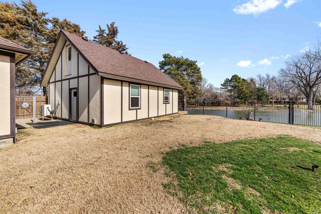 1436 N High Dr, Mcpherson, KS 67460