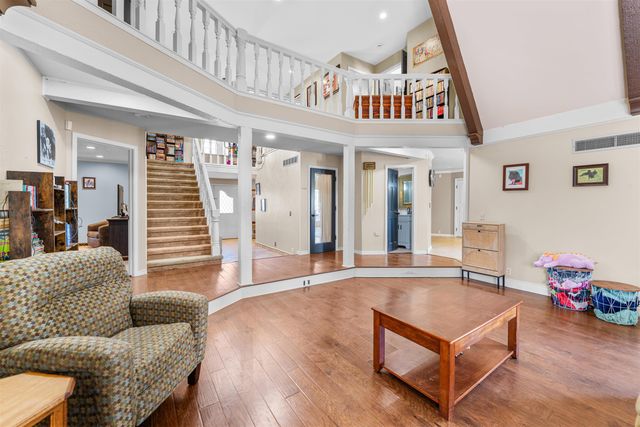 1436 N High Dr, Mcpherson, KS 67460