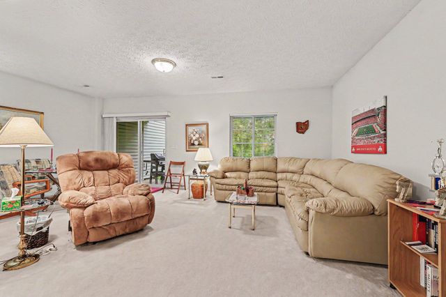 75 Wellington Drive, Florence, KY 41042