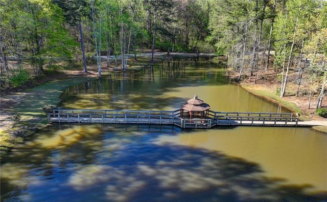 4852 Jacobs Cove Point, Buford, GA 30519