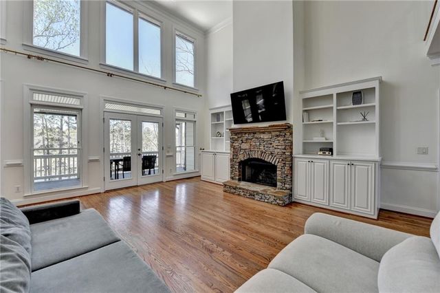 4852 Jacobs Cove Point, Buford, GA 30519