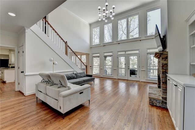 4852 Jacobs Cove Point, Buford, GA 30519