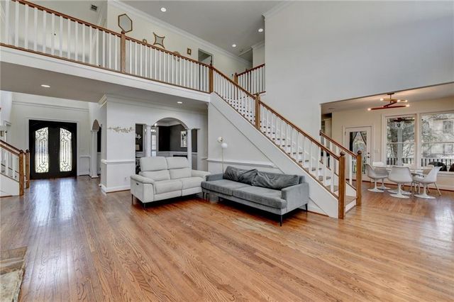 4852 Jacobs Cove Point, Buford, GA 30519