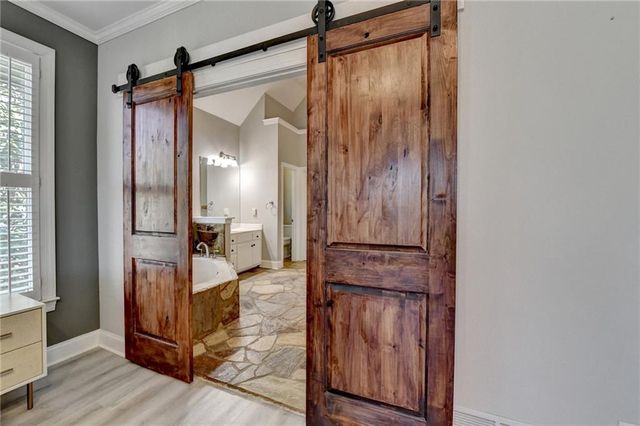 4852 Jacobs Cove Point, Buford, GA 30519