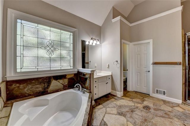 4852 Jacobs Cove Point, Buford, GA 30519