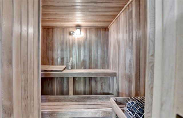 4852 Jacobs Cove Point, Buford, GA 30519