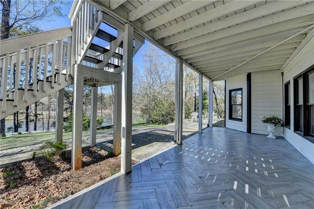 4852 Jacobs Cove Point, Buford, GA 30519