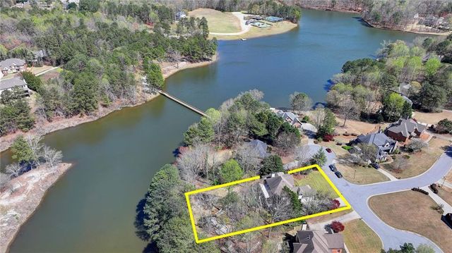 4852 Jacobs Cove Point, Buford, GA 30519