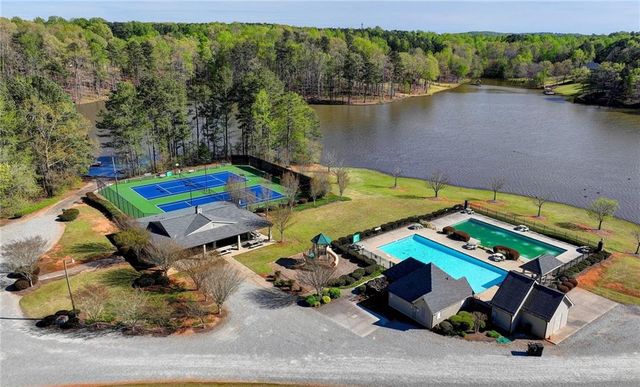 4852 Jacobs Cove Point, Buford, GA 30519