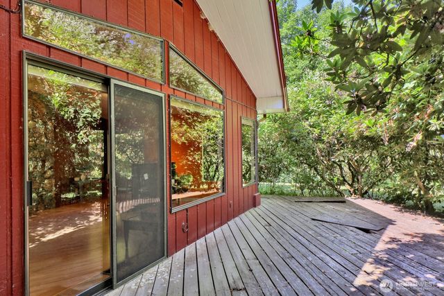 7605 279th Place NW, Stanwood, WA 98292