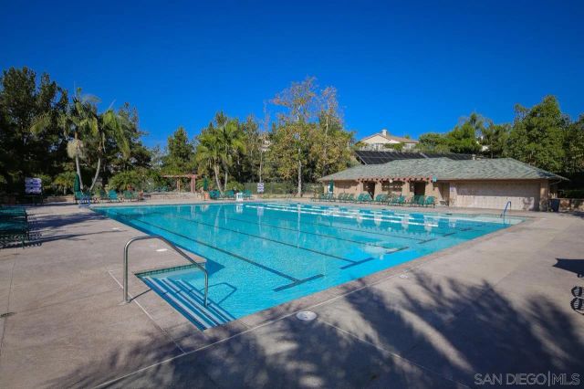 2263 Paseo Saucedal, Carlsbad, CA 92009