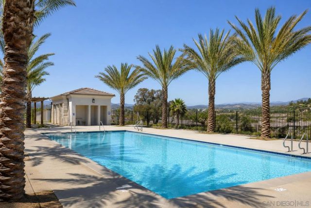1225 Sunrise View 103, San Marcos, CA 92078