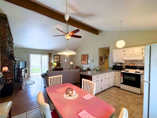 43 Winnebago Drive, Cherokee Village, AR 72529