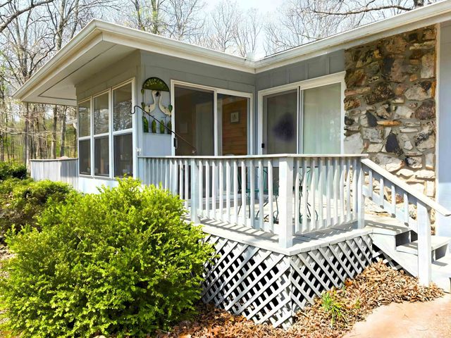 43 Winnebago Drive, Cherokee Village, AR 72529