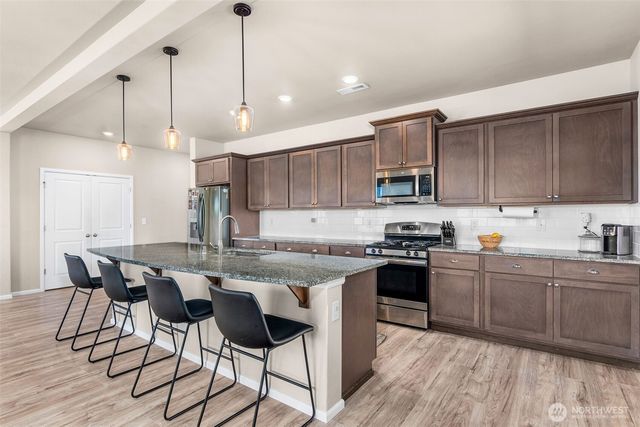 3261 Hanna Drive NE, Lacey, WA 98516