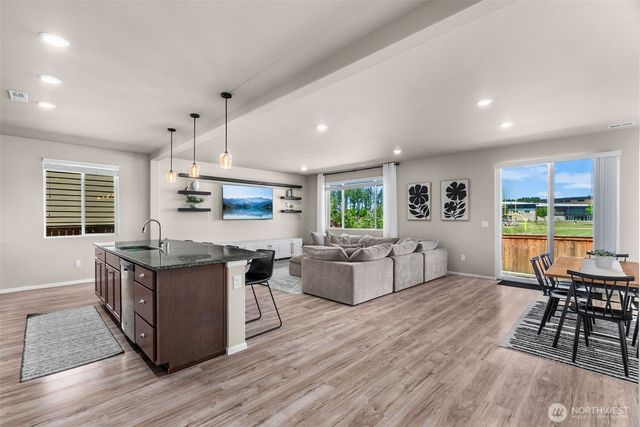 3261 Hanna Drive NE, Lacey, WA 98516