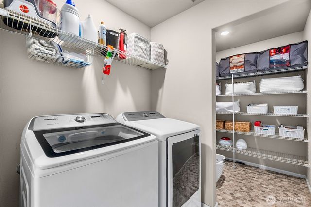 3261 Hanna Drive NE, Lacey, WA 98516