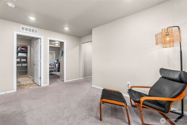 3261 Hanna Drive NE, Lacey, WA 98516