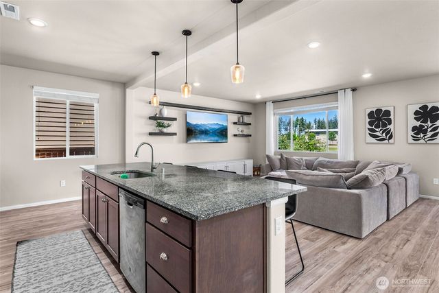 3261 Hanna Drive NE, Lacey, WA 98516
