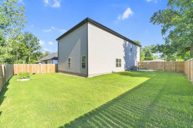 488 W 2nd Street, Centerton, AR 72719