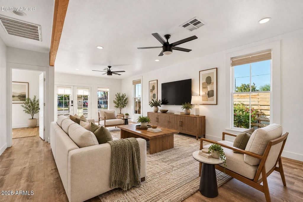 237 N Lebaron --, Mesa, AZ 85201 — photo 5