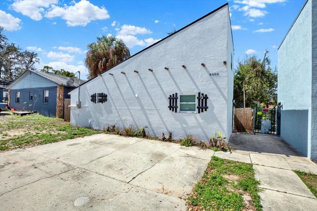 8606 N SEMMES STREET A, Tampa, FL 33604