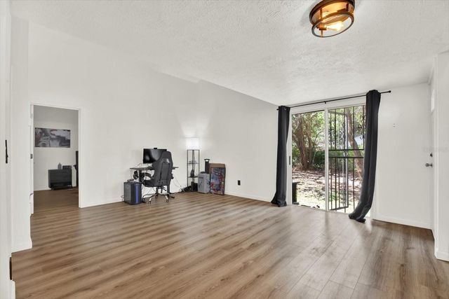 8606 N SEMMES STREET A, Tampa, FL 33604