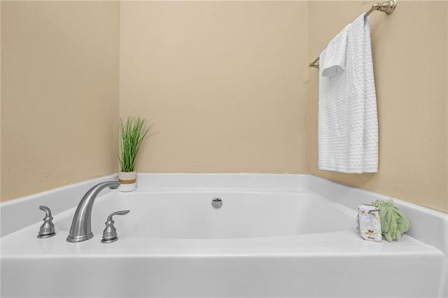 9909 Thresher Court, Mobile, AL 36695