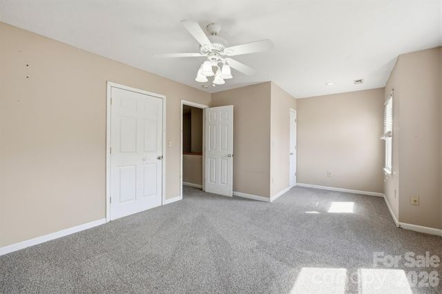 5406 Winding Oak Drive, Hickory, NC 28602