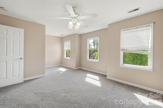 5406 Winding Oak Drive, Hickory, NC 28602