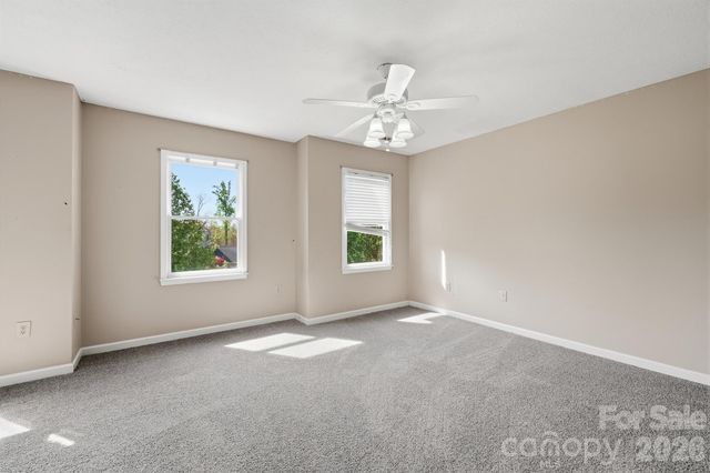 5406 Winding Oak Drive, Hickory, NC 28602