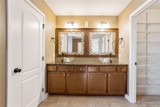 2828 Deepwater Court, Fayetteville, NC 28306