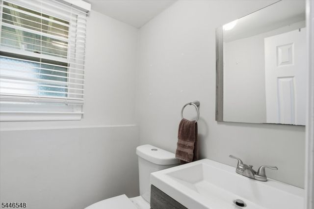 43 Cedar Tree Dr, Vernon Twp., NJ 07422