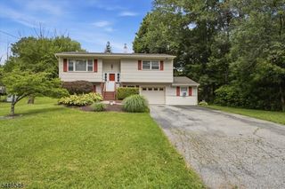 43 Cedar Tree Dr, Vernon Twp., NJ 07422