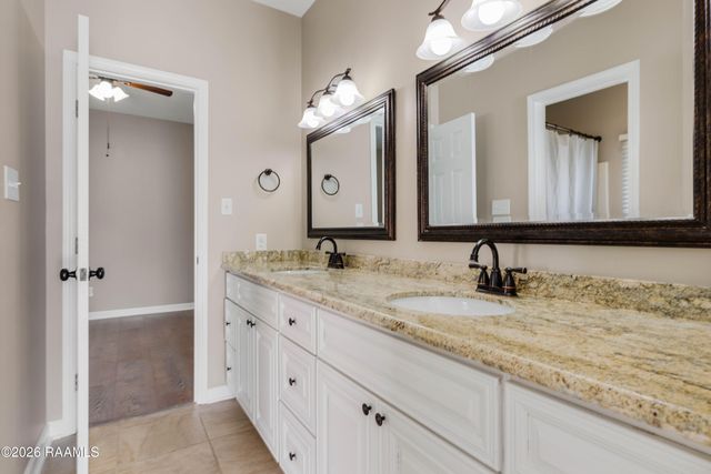 406 Tuscany Drive, Lafayette, LA 70506