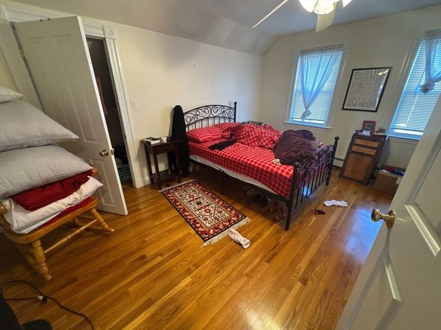 163 Willow Ave 3, Somerville, MA 02144