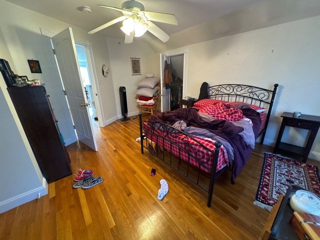 163 Willow Ave 3, Somerville, MA 02144