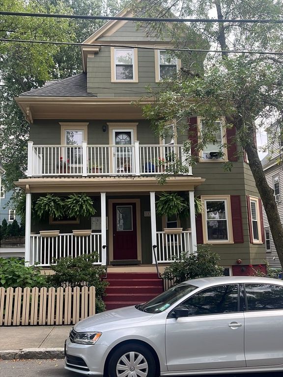 163 Willow Ave 3, Somerville, MA 02144
