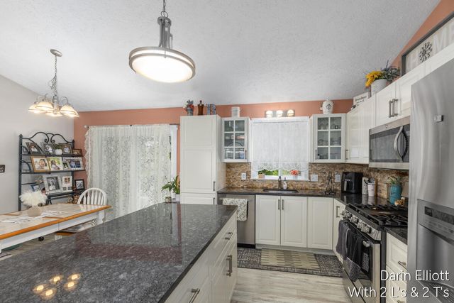 171 Foxtail Drive, Ionia, MI 48846