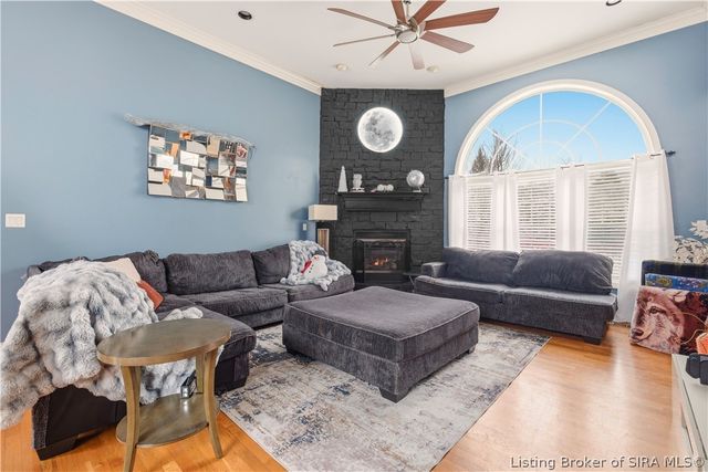 12106 Greenbriar Boulevard, Sellersburg, IN 47172