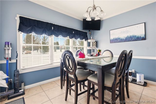 12106 Greenbriar Boulevard, Sellersburg, IN 47172