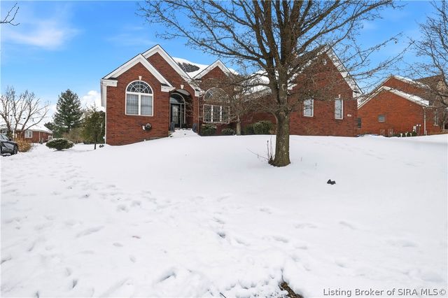 12106 Greenbriar Boulevard, Sellersburg, IN 47172