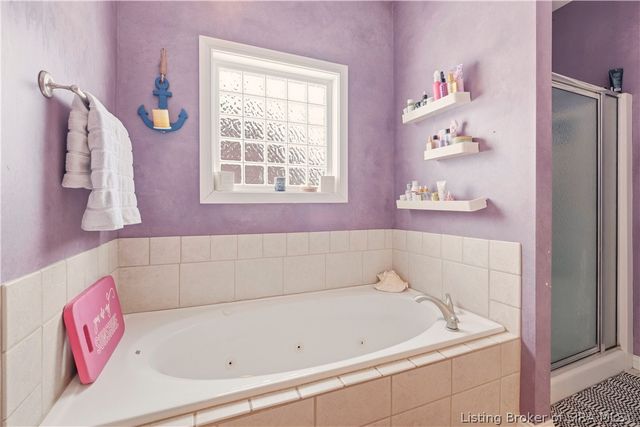 12106 Greenbriar Boulevard, Sellersburg, IN 47172