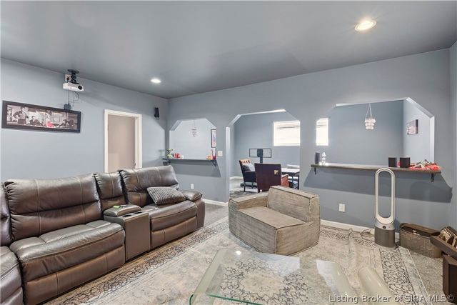 12106 Greenbriar Boulevard, Sellersburg, IN 47172